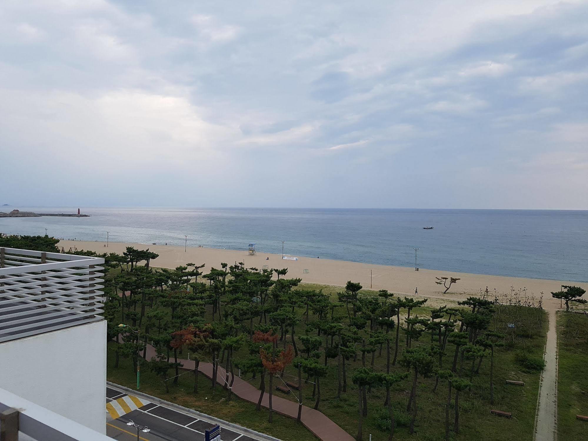 Pine Beach Yangyang Dış mekan fotoğraf